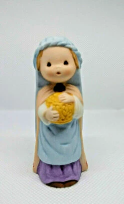 Adoring King - Mary Hamilton Nativity - No Box