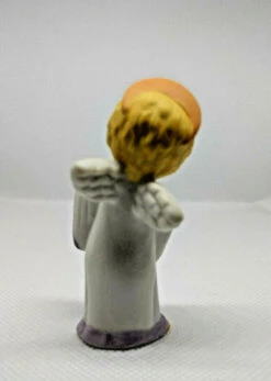 Heavenly Angel - Mary Hamilton Nativity - RARE In Box -Hallmark MAGIC Ornaments Shop 1981heavenly2