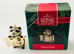1991 Fabulous Decade #2 - Raccoon *Damaged Box -Hallmark MAGIC Ornaments Shop 1991fabulous1