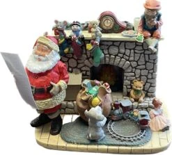1993 Santas Favorite Stop *TEN ARTIST SIGNATURES 10 1993 Santas Favorite Stop *TEN ARTIST SIGNATURES -Hallmark MAGIC Ornaments Shop 1993santasfavstop2