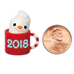 2018 CLUB Cocoa Cutie, MINIATURE -Hallmark MAGIC Ornaments Shop 1QXC5311c4