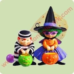 2004 Trick Or Treat! -*Damaged Box