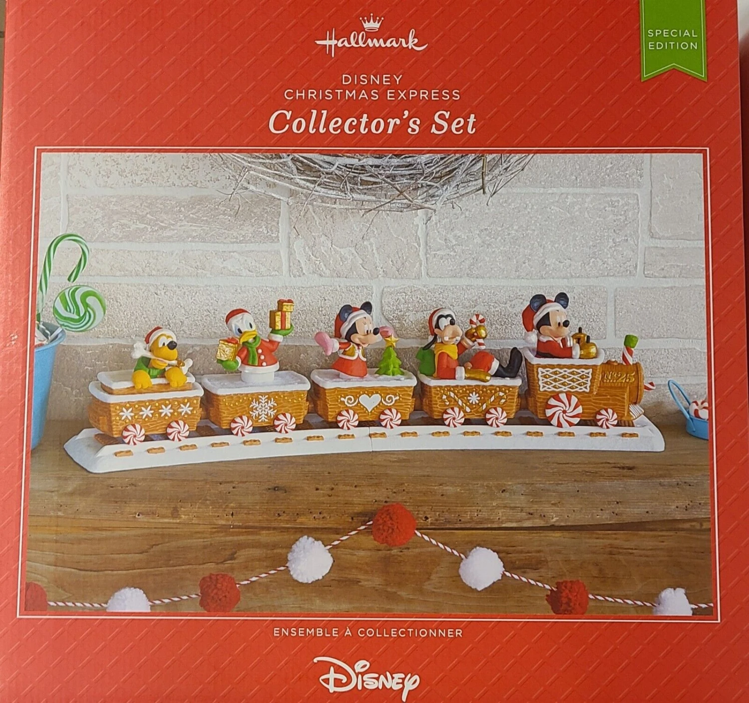 2016 Disney Christmas Express Collectors Train ENTIRE SET - Special Edition 3 2016 Disney Christmas Express Collectors Train ENTIRE SET - Special Edition