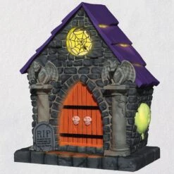 2018 Halloween, Ghostly Mausoleum MAGIC