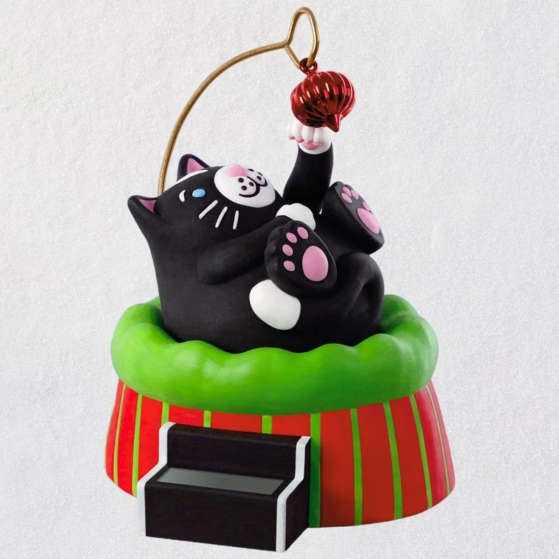 2018 Christmas Cat, Solar Powered! 3 2018 Christmas Cat, Solar Powered!