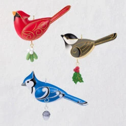 2019 Beauty Of Birds Outdoor Bird Ornament Set - Large 7"