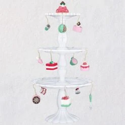 2019 Bake Up Some Yum Miniature Tree Set - With 12 Minis