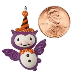 2018 Halloween, Bitty Bat - Miniature Ornament -Hallmark MAGIC Ornaments Shop 799qfo5266c