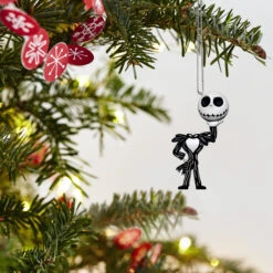 2021 Nightmare Before Christmas - Lil' Jack Skelington MINIATURE 10 2021 Nightmare Before Christmas - Lil' Jack Skelington MINIATURE -Hallmark MAGIC Ornaments Shop mini disney tim burtons the nightmare before christmas lil jack skellington keepsake ornament 899qxm8315 02