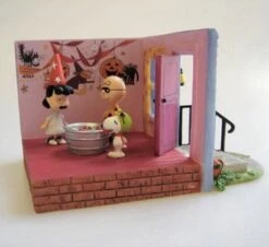 2009 Halloween Peanuts - A Halloween Party