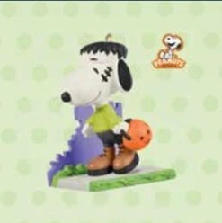 2011 Halloween - Monstrous Disguise - Snoopy