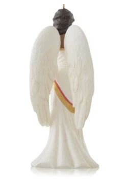2014 Angel Of Prayer -Hallmark MAGIC Ornaments Shop qgo1526r