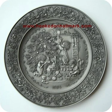 1984 Christmas Pewter Plate #8 - The Gift Of Love By Mary Hamilton 3 1984 Christmas Pewter Plate #8 - The Gift Of Love By Mary Hamilton