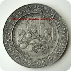 1985 Christmas Pewter Plate #9 - Home For Christmas By Mary Hamilton