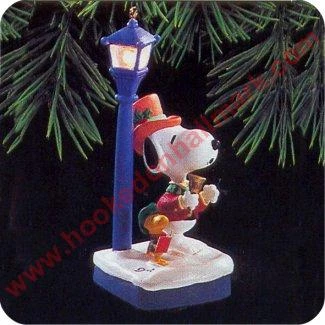 1994 Peanuts #4 - Lighted 3 1994 Peanuts #4 - Lighted