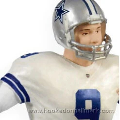 2009 Football Legends #15 - Tony Romo -Hallmark MAGIC Ornaments Shop qx8355cl