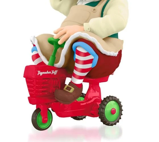 2015 Toymaker Santa #16 - Riding Tractor 4 2015 Toymaker Santa #16 - Riding Tractor - Image 2