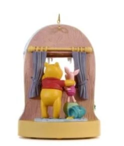 2008 Lucky Star - Pooh - Magic SOUND -Hallmark MAGIC Ornaments Shop qxd4104back