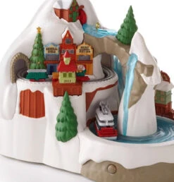 2013 Steamboat Junction W/ Light, Sound, Motion -Hallmark MAGIC Ornaments Shop qxg1762c