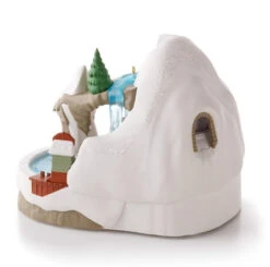 2013 Steamboat Junction W/ Light, Sound, Motion -Hallmark MAGIC Ornaments Shop qxg1762r