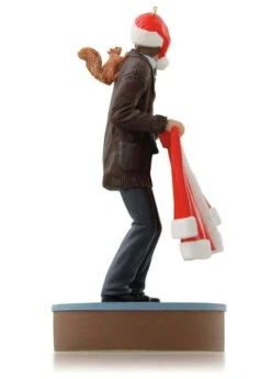 2014 Squirrel ! -Hallmark MAGIC Ornaments Shop qxi2536r